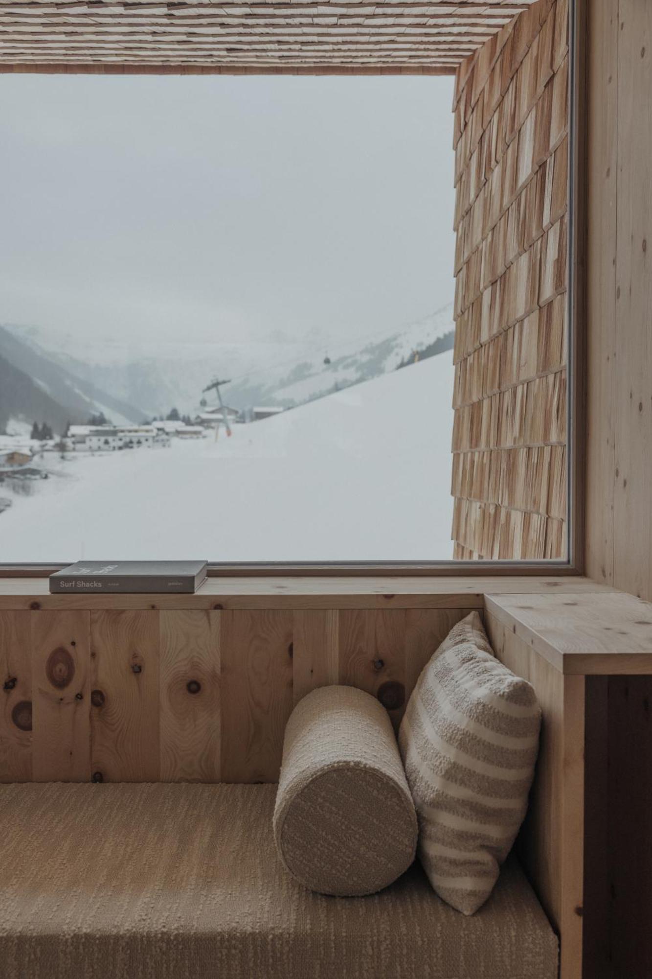 Marten Hotel 4*